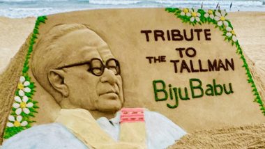 Biju Patnaik Birth Anniversary: Sudarsan Pattnaik Dedicates Sand Art to 'Biju Baba,' the Former Chief Minister of Odisha (View Pics)